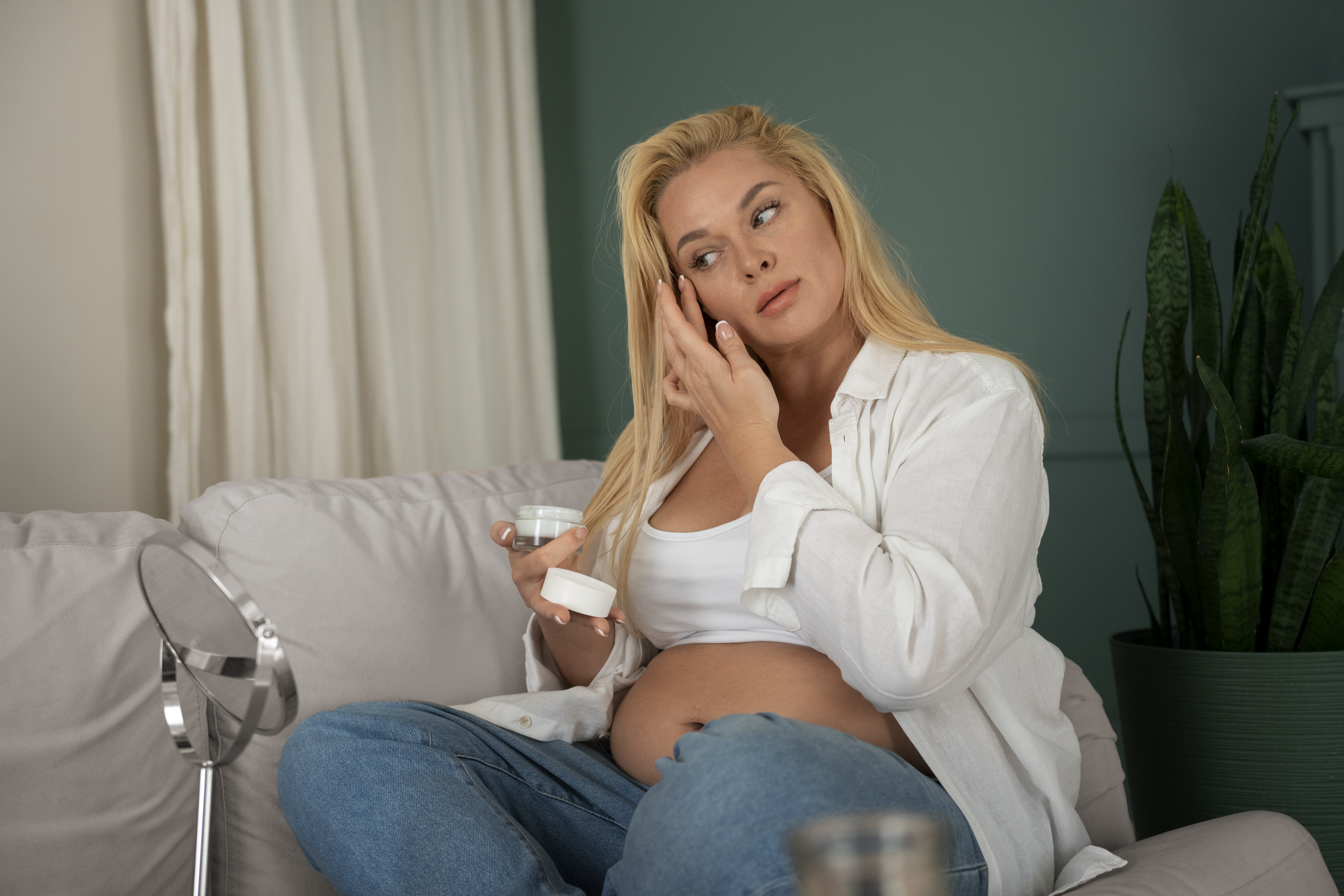 Why Am I Getting Pimples During Pregnancy? Causes and Treatments